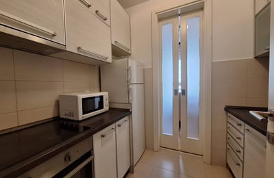 Alquiler de un luminoso apartamento de 2 habitaciones en el prestigioso complejo Belville, 62 m², Nuevo Belgrado, Serbia